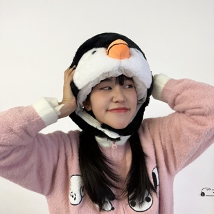 甜美可爱卡通男女出游毛绒企鹅头套帽子游玩游乐园拍照表演包头帽