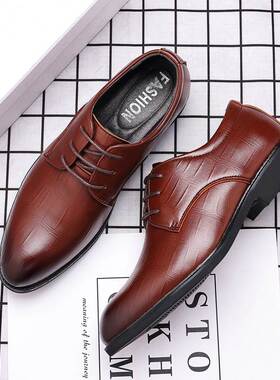 Pointy men's large size cheap leather shoes 48 47大码便