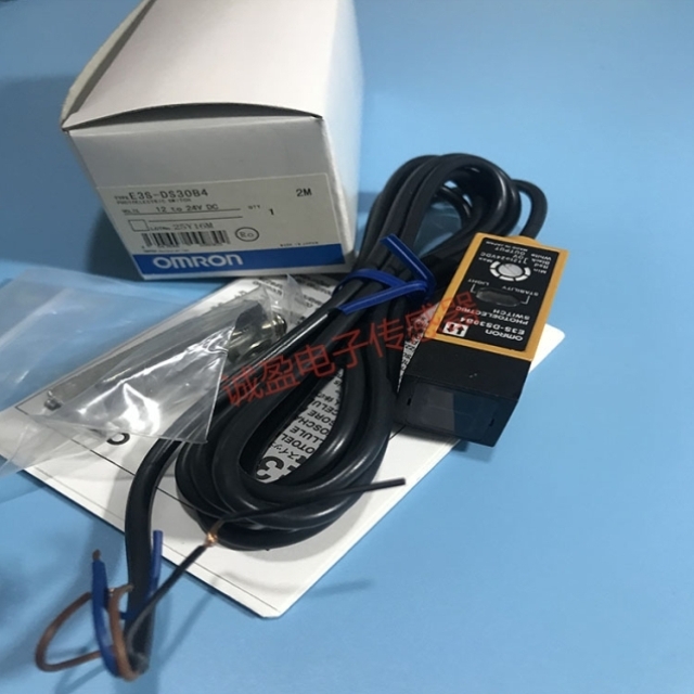 议价保证 光电开关传感器 PNP漫反射 E3S-DS30B4