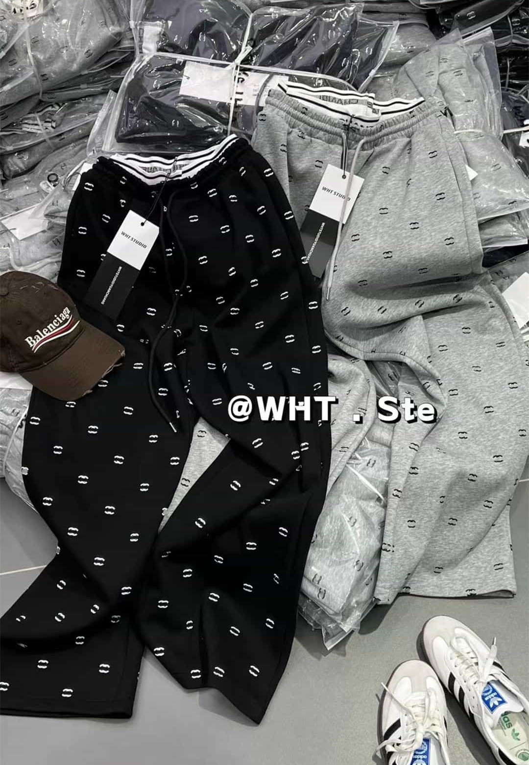 WHT春季新款时髦涂鸦印花拼色阔腿休闲裤女高腰宽松拖地长裤子