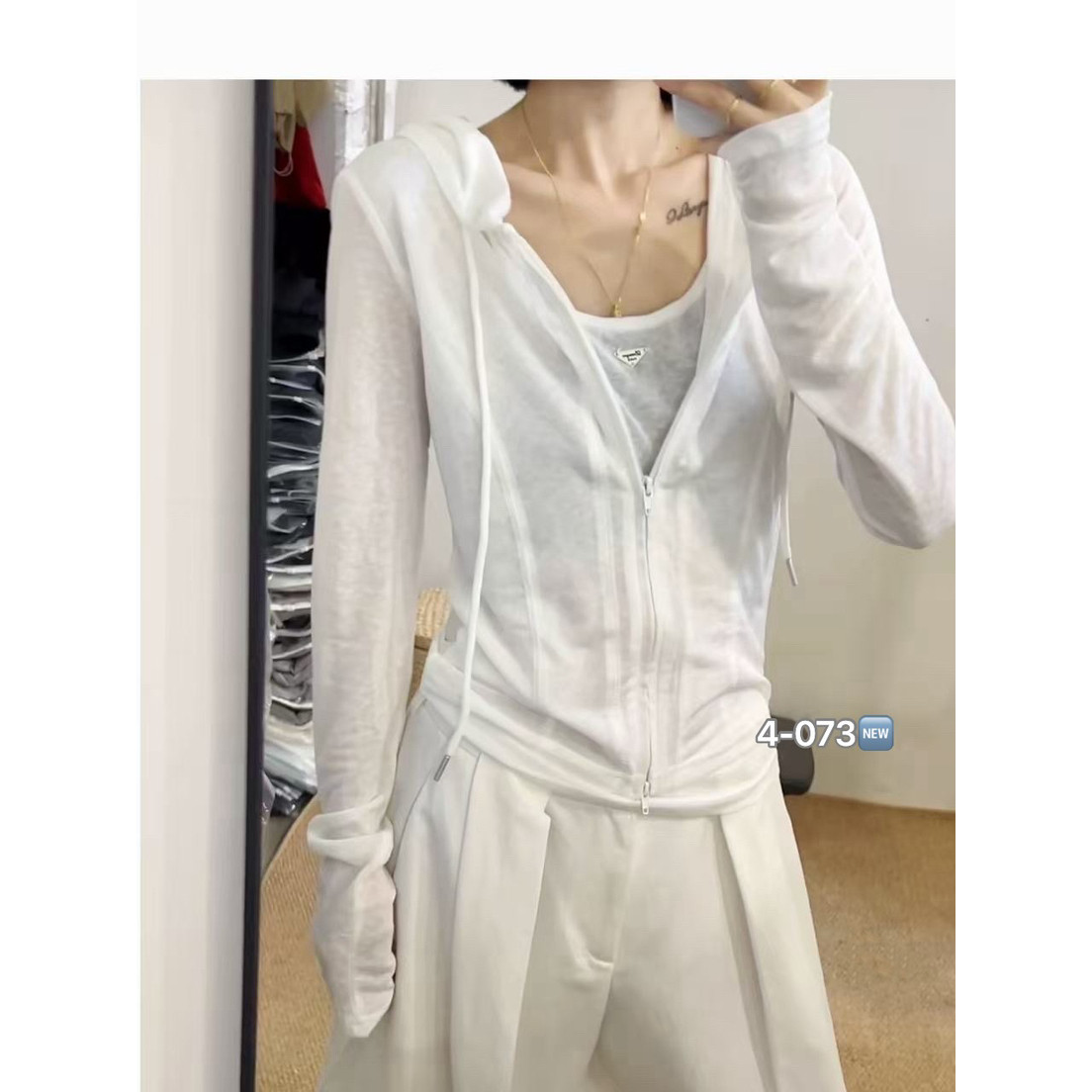 小雯~夏季韩版时髦拼接假两件长袖连帽小衫百搭薄款防嗮T恤上衣