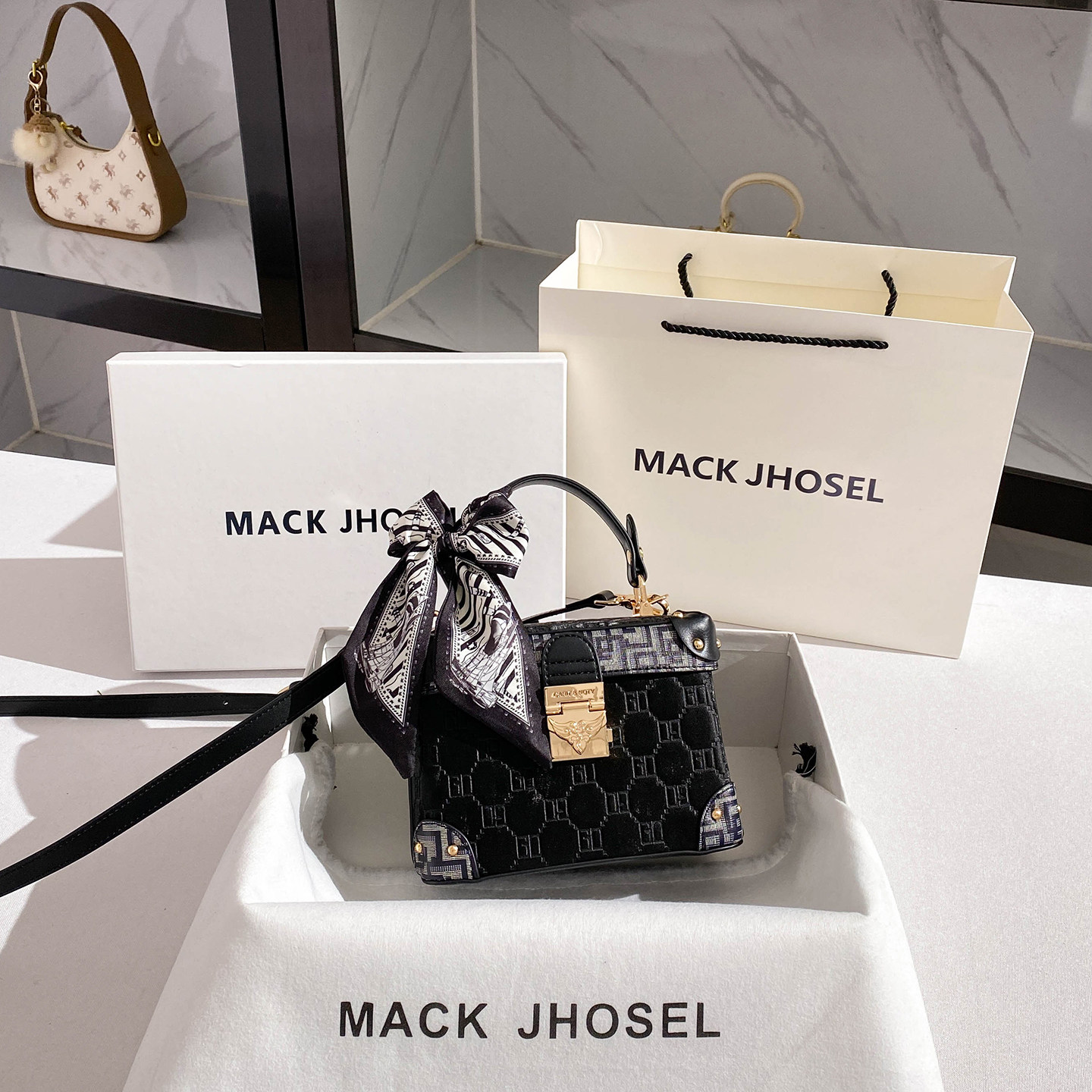 MACK JHOSEL复古压纹盒子包包女2026新款手提包高级感小方包爆款,箱包皮具/热销女包/男包,水桶包,淘宝优惠券,粉丝福利购,淘宝优惠卷