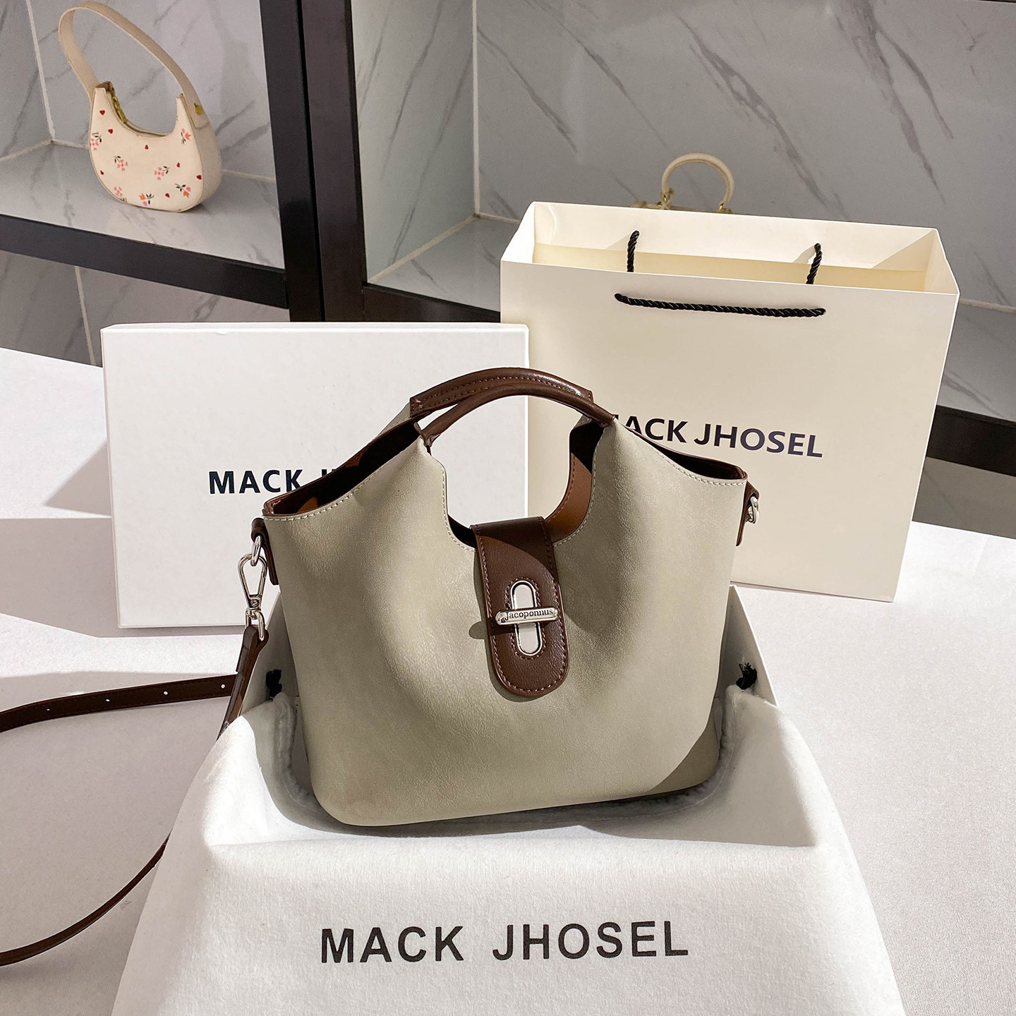 MACK JHOSEL小众设计撞色水桶包2026夏季新款女高级感通勤手提包