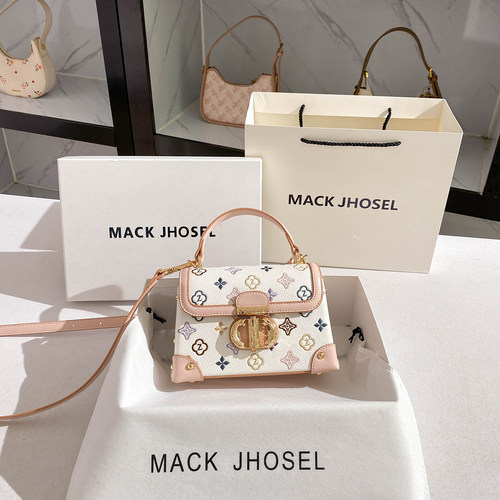 MACKJHOSEL小众轻奢刺绣盒子包