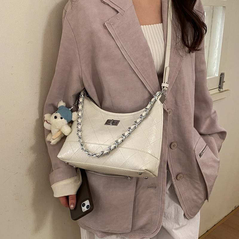 春夏小众设计时髦菱格链条单肩包女士高级感斜挎包通勤百搭小包包