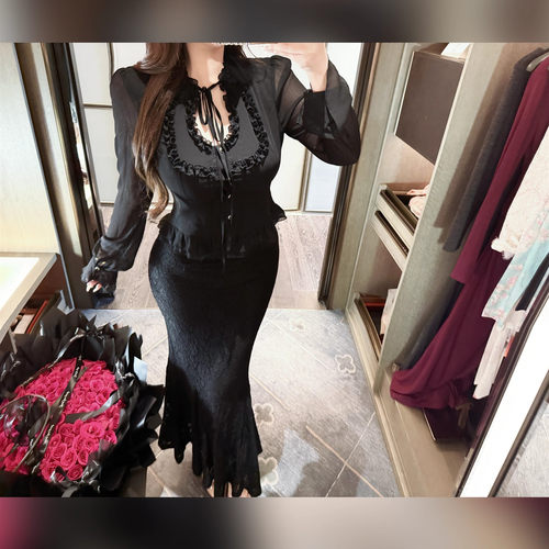 胖婷大码定制胖mm「赫本有约」纯欲风黑色显瘦花边衬衫收腰上衣秋