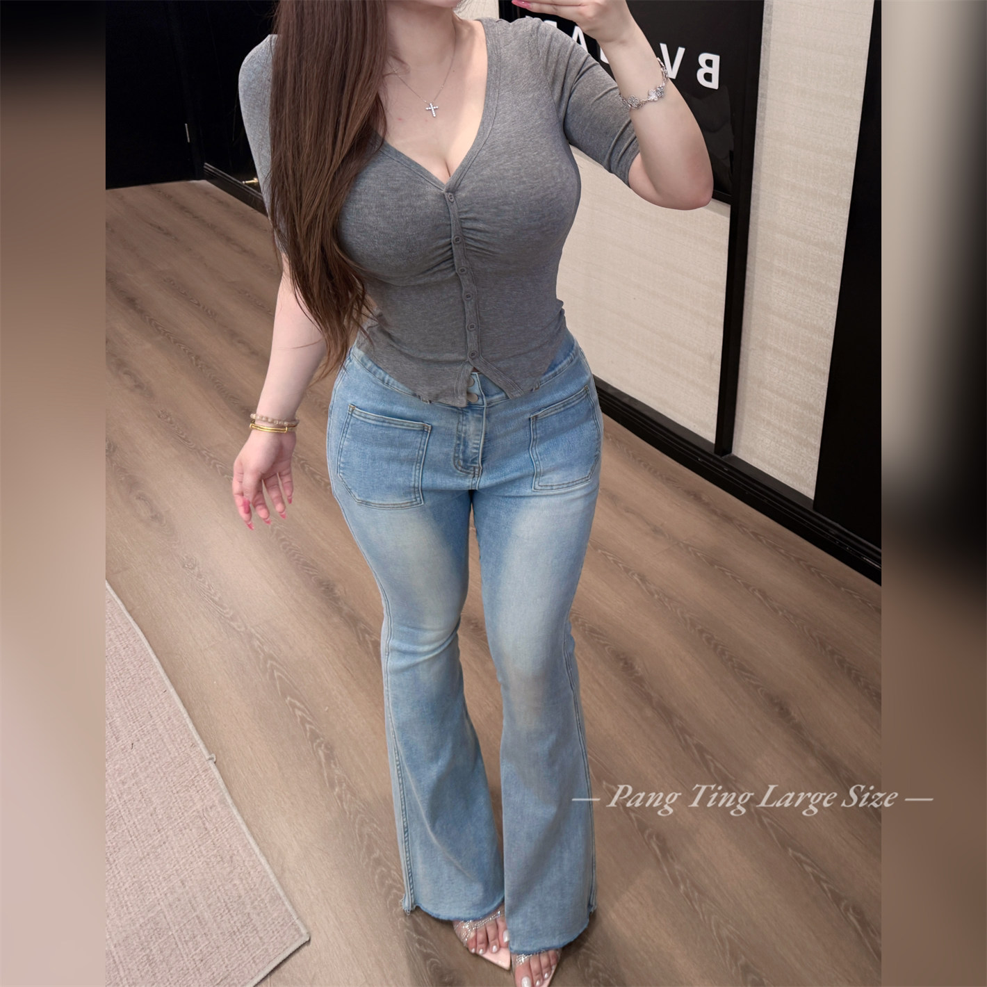 胖婷大码定制胖mm「夏日小衫」韩女高弹褶皱收腰T恤显胸纽扣上衣