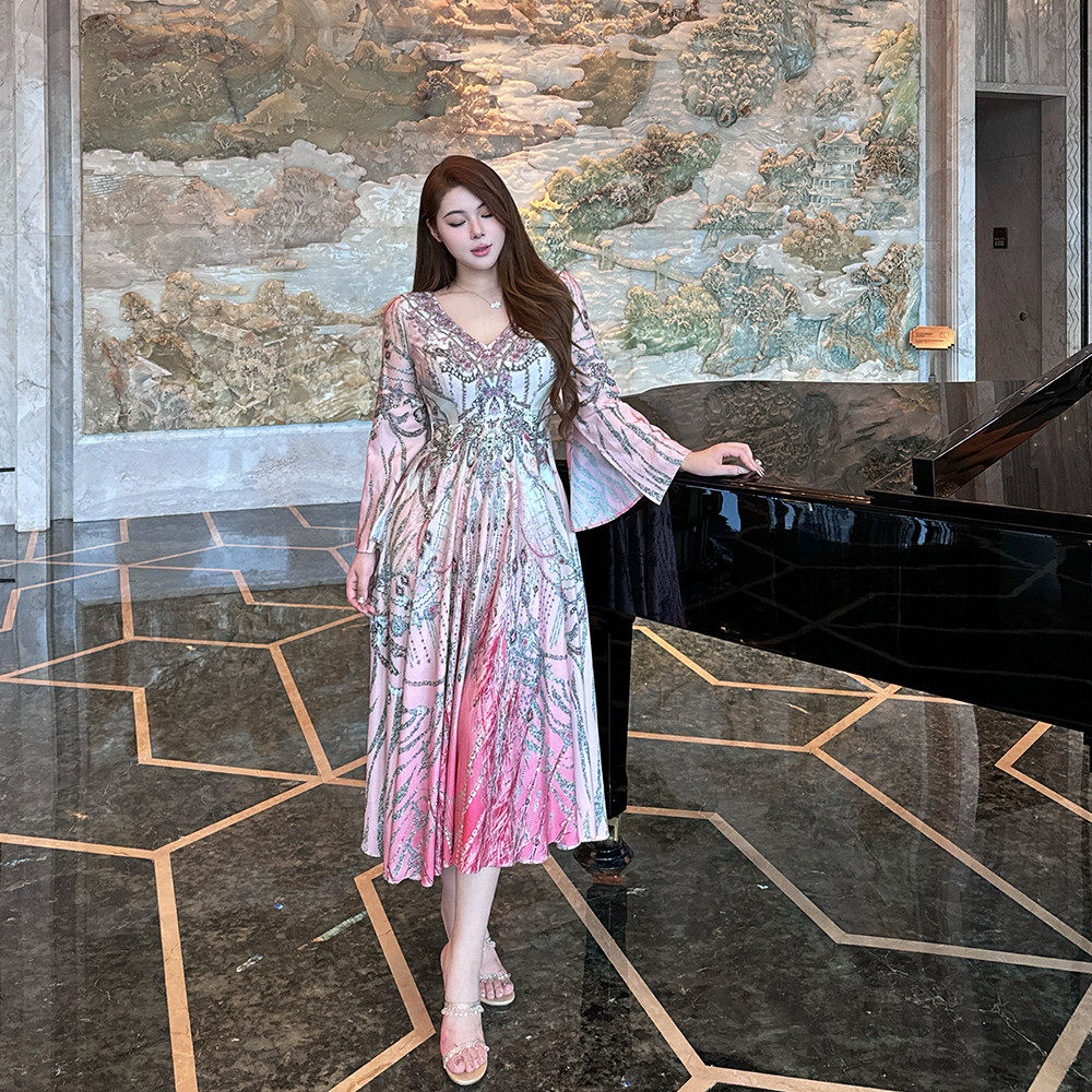 胖婷大码定制微胖mm大码「京洛再无佳人」夏季绝美！重工印花长裙