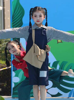 小报童的歌舞蹈服歌声在那时曙光演出服卖报歌儿时乐甜甜的糖球会