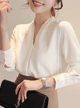 白色雪纺衬衫女2020新款韩范职业装V领长袖打底衫上衣宽松白衬衣
