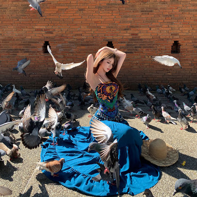 西双版纳旅游度假风穿搭套装女波西米亚印花抹胸上衣蓝色半身长裙