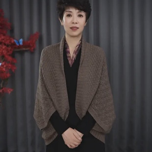 【新芳】亮丝开衫秋季新款混纺休闲时尚外搭针织披肩百搭款女士
