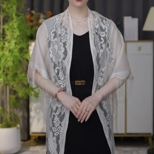 蕾丝三角巾新款多用途夏季透气遮阳披肩百搭款时尚女休闲气质轻薄