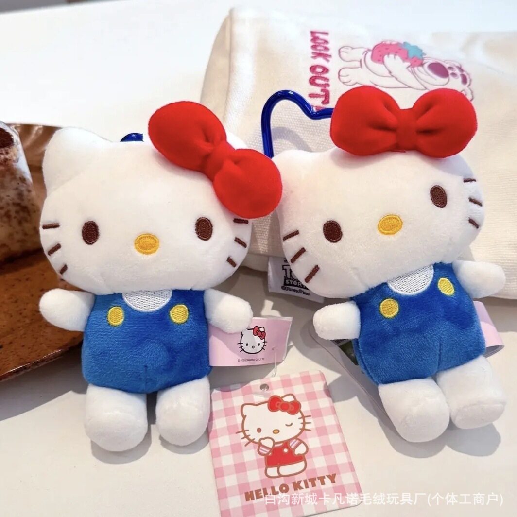正版HelloKitty毛绒挂件包包钥匙扣公仔玩偶礼物女包挂件毛绒玩具