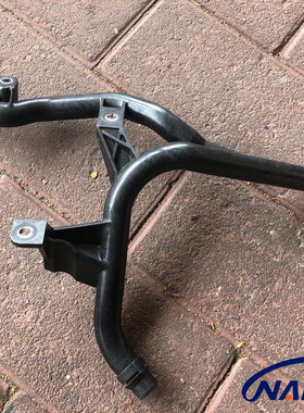 适用宝马5系E60水箱520回流管525缸体530水管730LI硬胶管M54水管