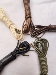 3. 5毫米轻奢铜头打蜡鞋带高帮靴通用男女款8111马丁靴平替蜡鞋带