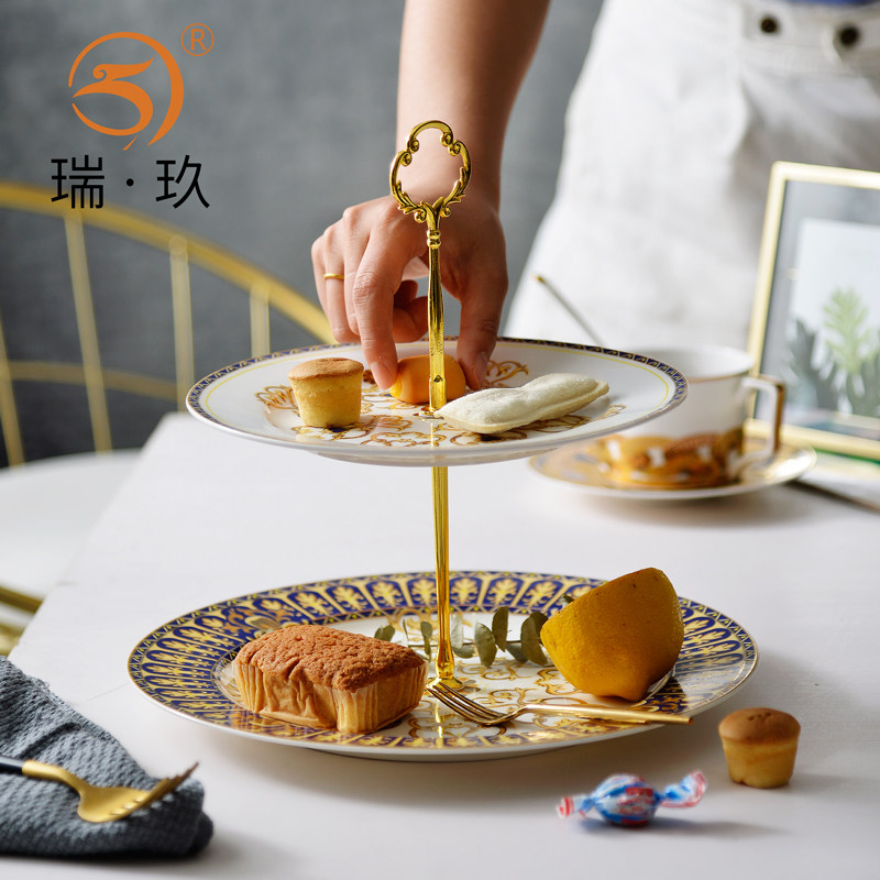 家用金边骨瓷双层果盘蛋糕盘点心盘下午茶瓷盘子创意陶瓷瓷盘带架在类目 餐饮具, 餐具, 果盆/果盘/果篮中 - 来自Buy2taobao.com提供专业的淘宝代购服务