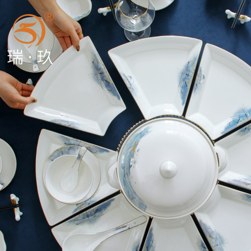 轻奢骨瓷60头拼盘圆桌餐具套装