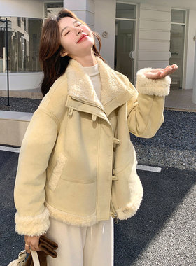 【大货已出】奶黄大翻领皮毛一体 A03-P195-K278