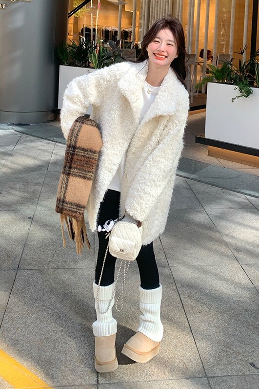 超好看米白色甜美减龄羊羔毛外套女冬2024新款中长款皮毛一体上衣,女装皮草,浙宝113