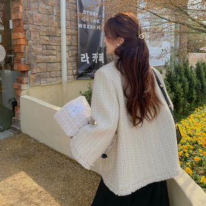 法式别致小香风外套女小个子2023春秋新款气质名媛简约高级感上衣,女孩脚踝粗怎么穿搭图片