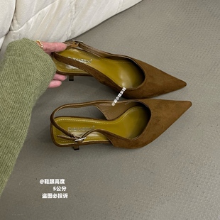 2026夏季新款包头后绊带细跟高跟鞋法式气质简约绒面尖头浅口凉鞋