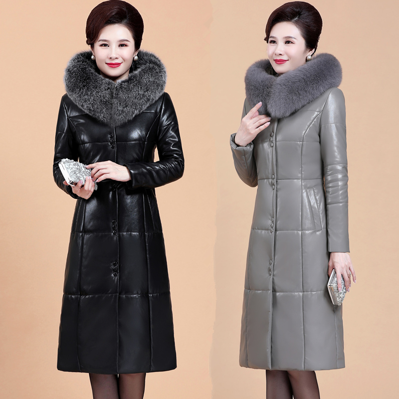 真皮羽绒服女长款妈妈装皮草外套