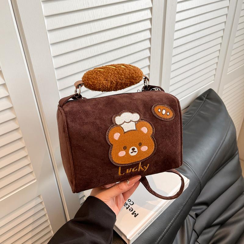 卡通小熊麂皮绒手提包包女2026新款百搭单肩斜挎包韩国小众圆筒包,箱包皮具/热销女包/男包,通用款女包,淘宝优惠券,粉丝福利购,淘宝优惠卷