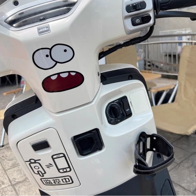 NS125LA装饰贴纸惊讶搞怪车贴