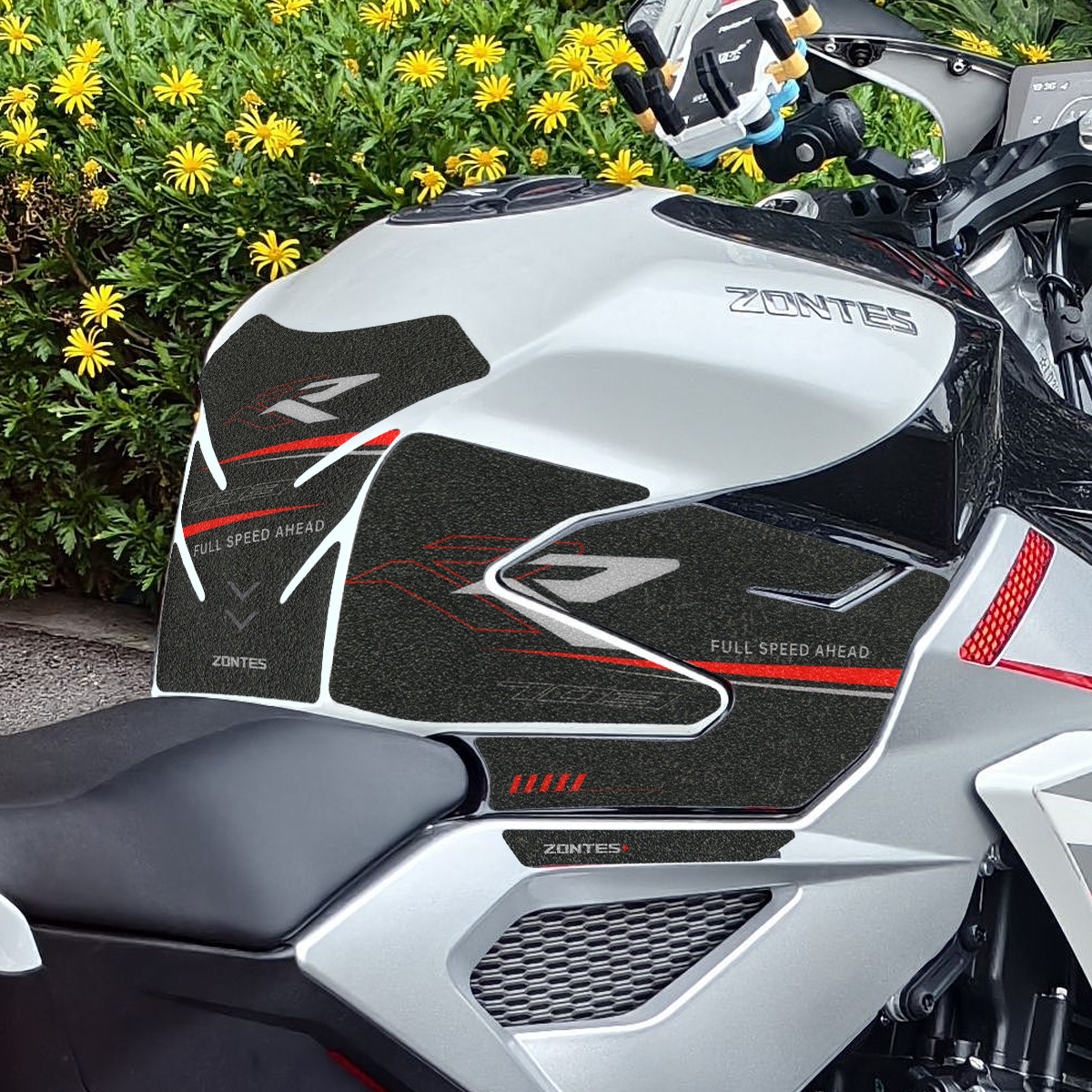 适用于升仕703RR磨砂防滑油箱贴