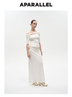 APARALLEL 2025春夏新款一字露肩扭结上衣女修身短袖t恤百搭高级