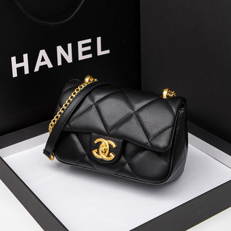 新款真皮大菱格链条斜挎包高级感轻奢百搭小众小香风女包批发