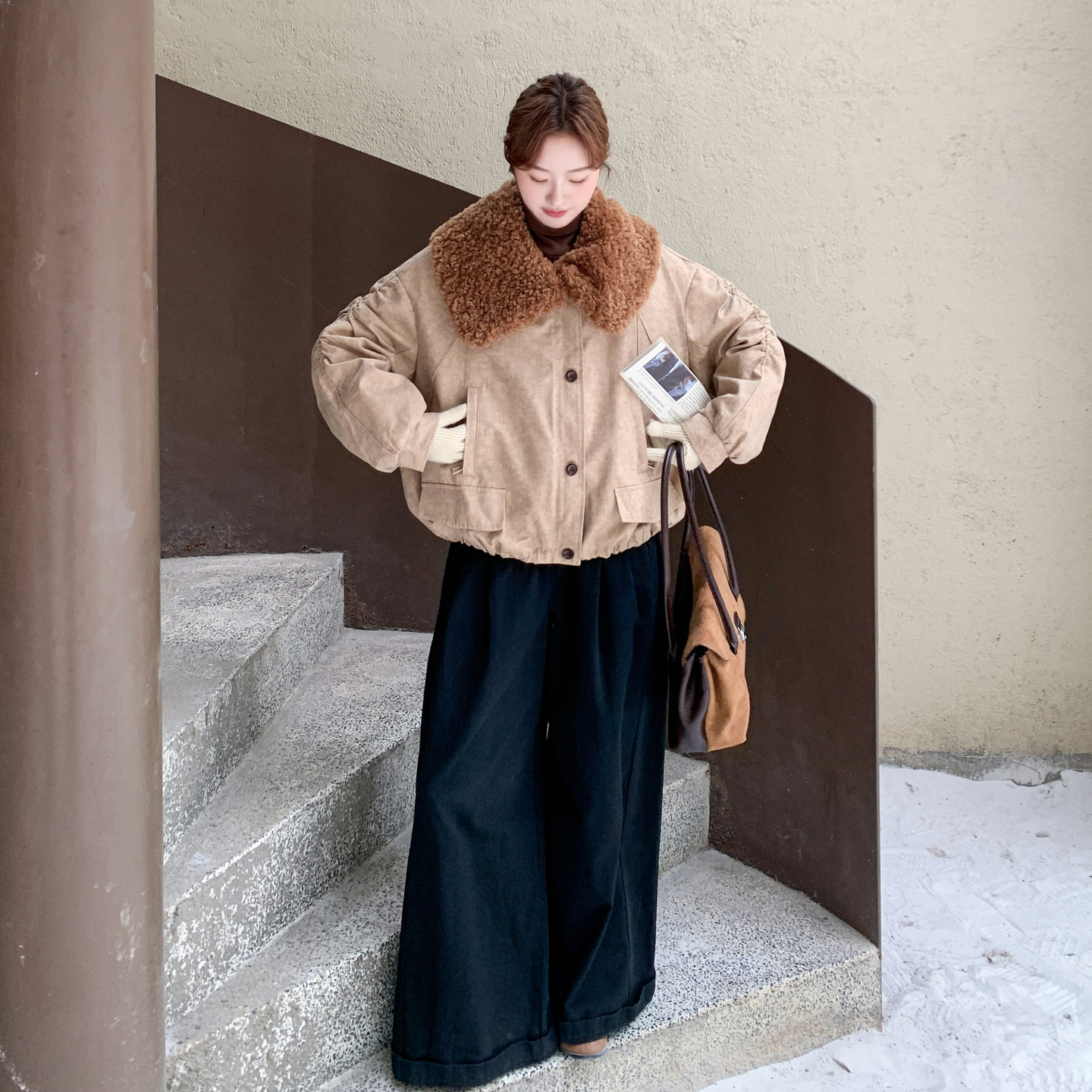 【新款】90绒现货羊羔毛拼接羽绒服297-1895-P265-K398,女装短外套,艾艾淮淮