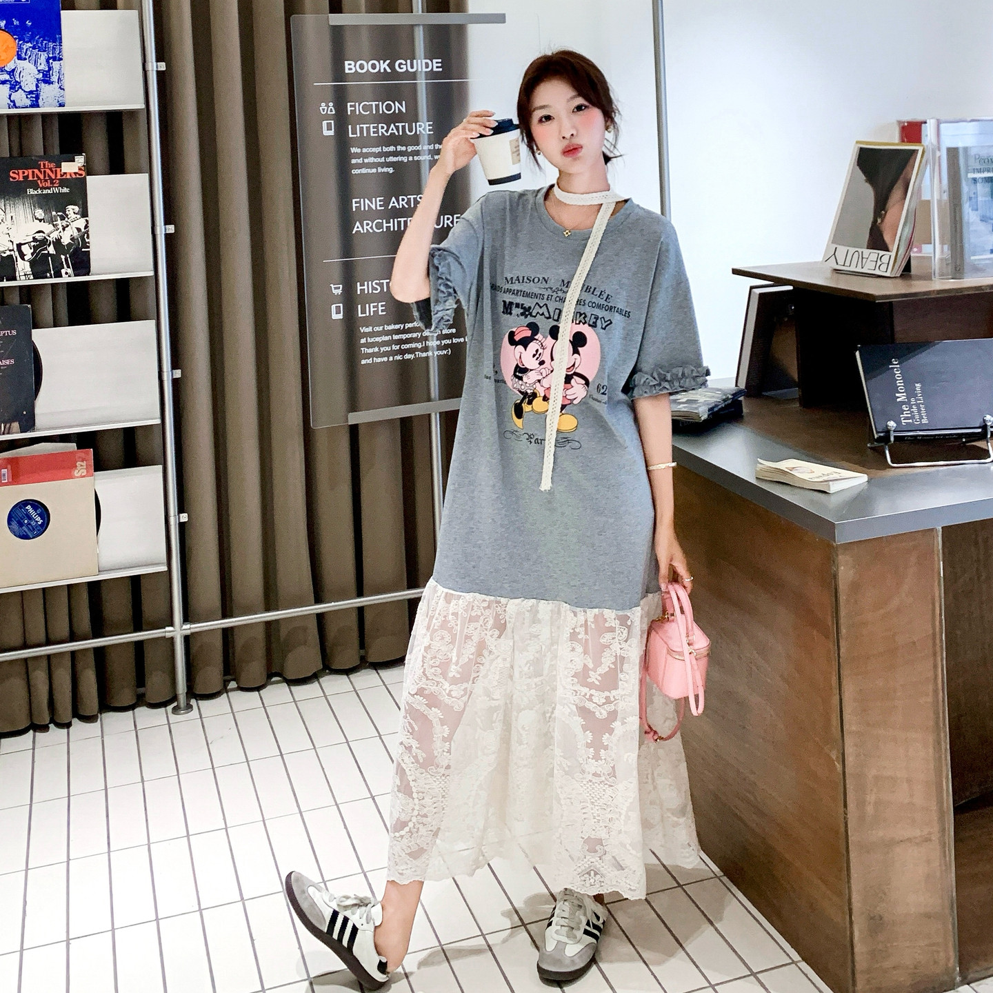 灰色韩系休闲减龄卡通印花连衣裙女夏新款显瘦蕾丝拼接花边T恤裙,女装连衣裙,艾艾淮淮