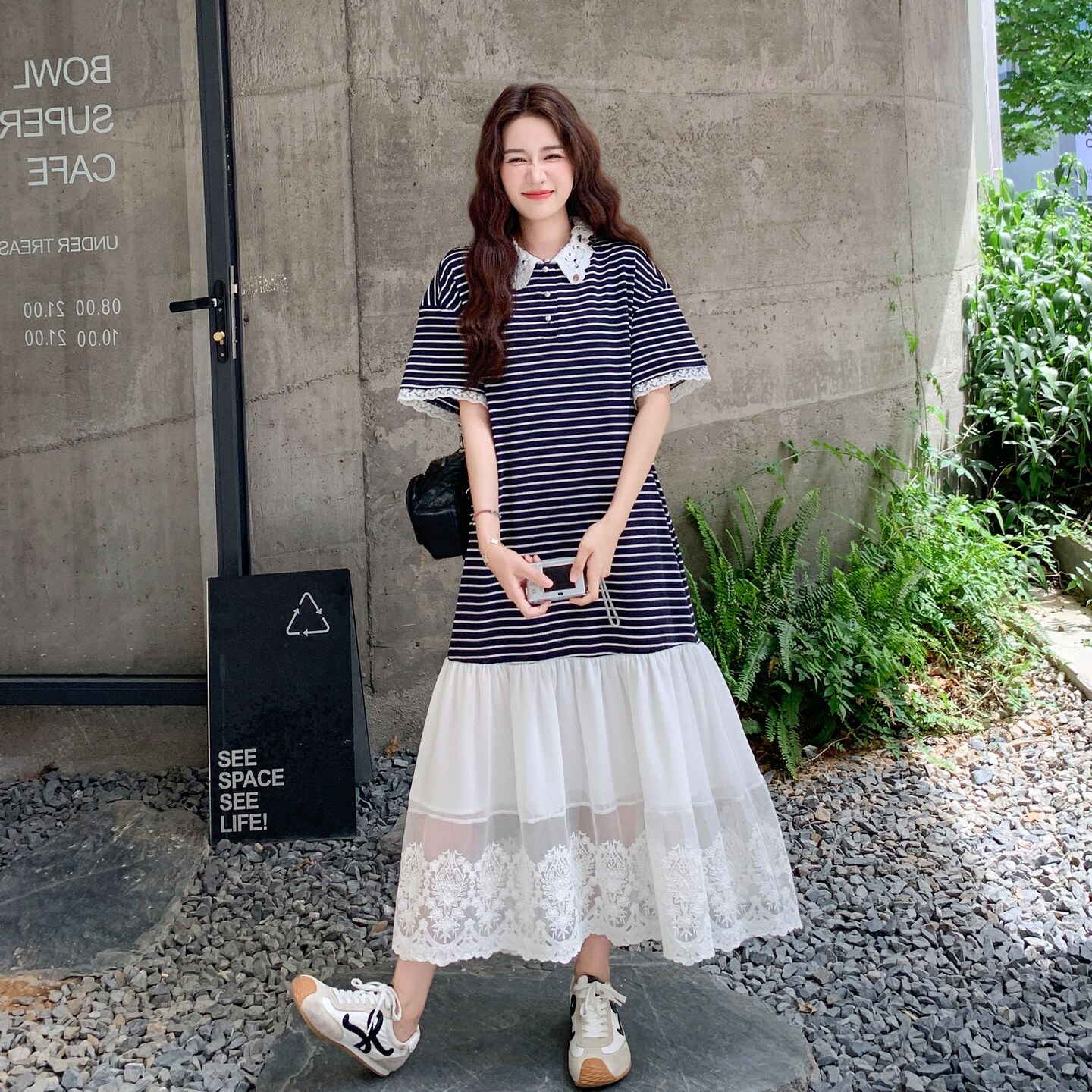 休闲风polo领蕾丝拼接条纹拼接连衣裙女夏2025超火松弛感减龄长裙,女装连衣裙,艾艾淮淮