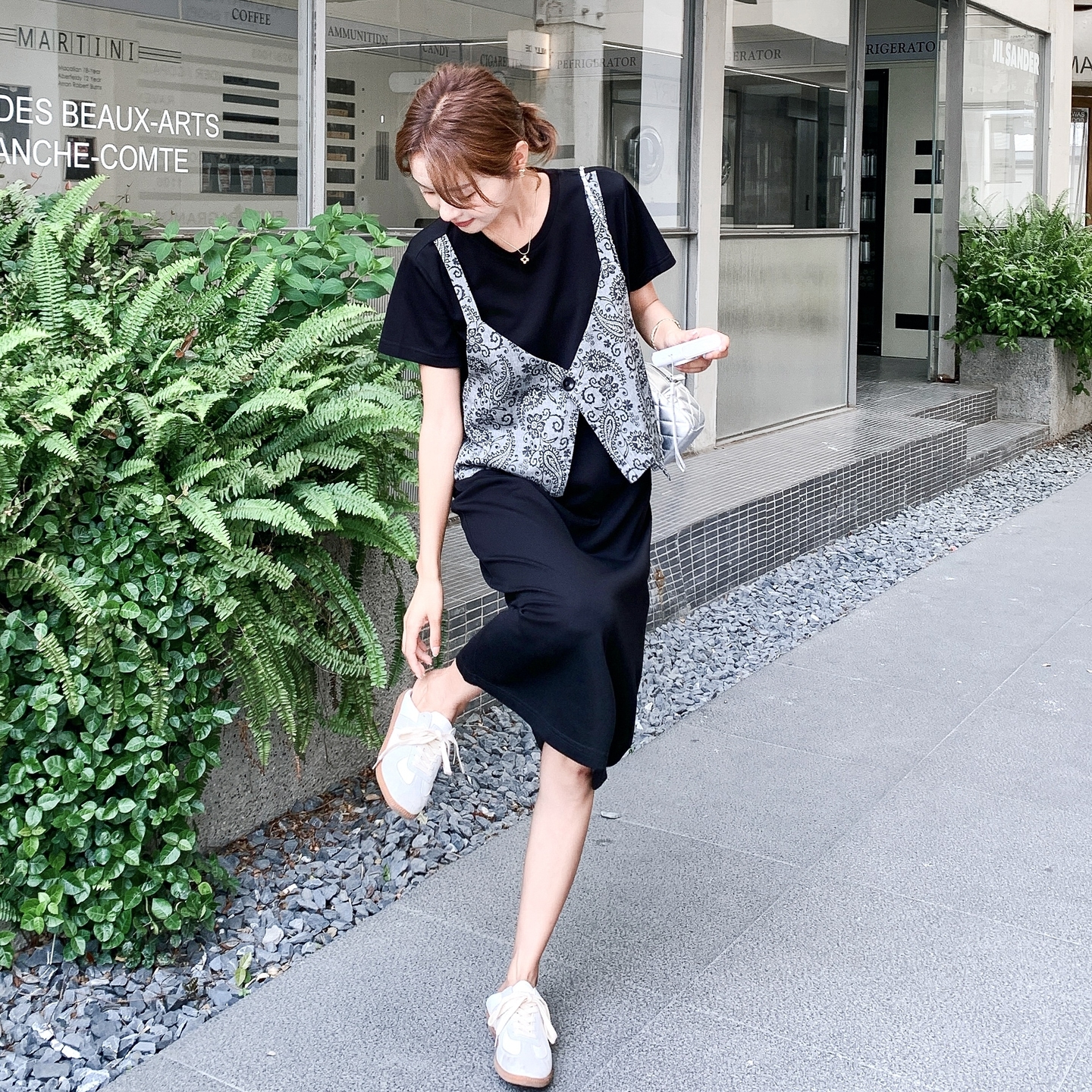 轻熟风设计感黑色假两件印花t恤裙新款小个子时尚洋气连衣裙女夏，女装连衣裙，艾艾淮淮