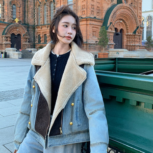 牛仔拼接羊羔毛羽绒服女冬季小个子独特超好看高级感加厚90绒外套图片