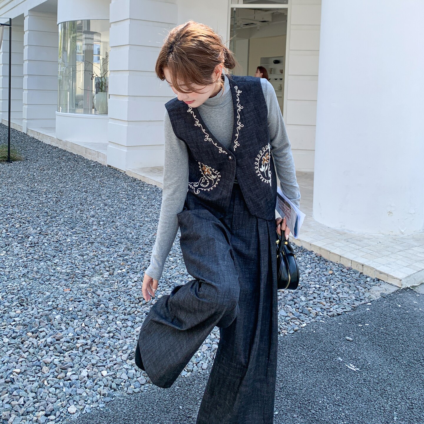 深蓝色复古刺绣马甲淡人套装女2025秋季简约风打底衫阔腿裤三件套,女装套装/套裙,艾艾淮淮