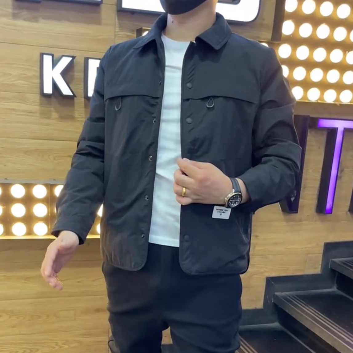 轻薄羽绒服男白鸭绒保暖翻领外套