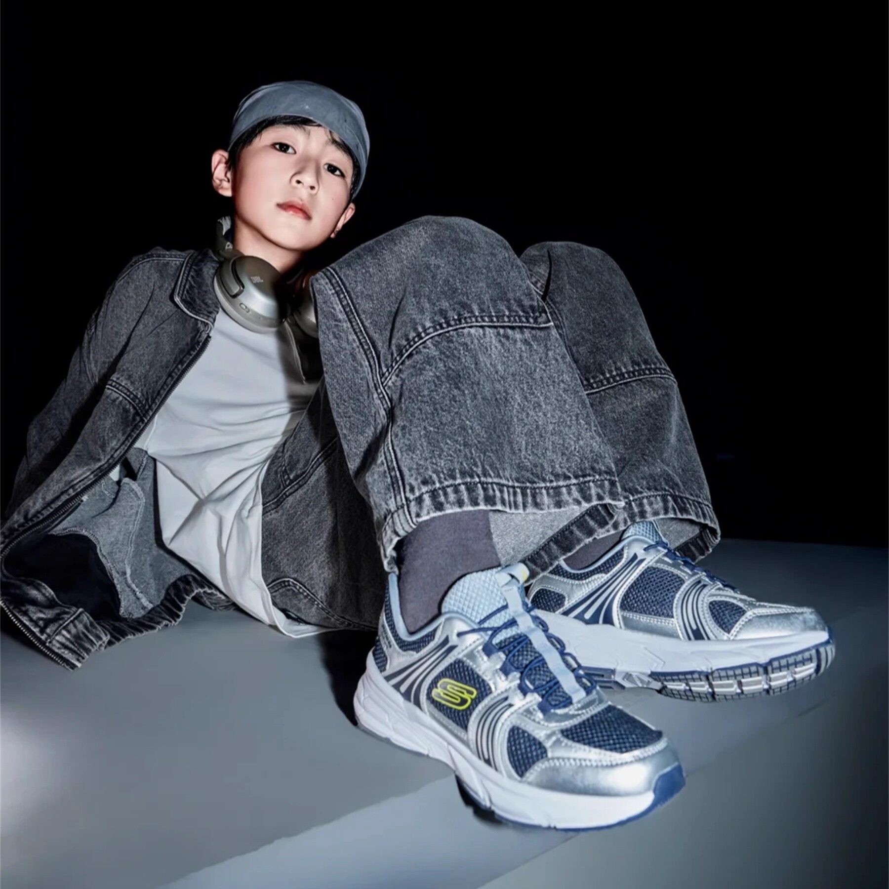 Skechers斯凯奇儿童燃动街头系列宽松复古童装牛仔长裤L425K110