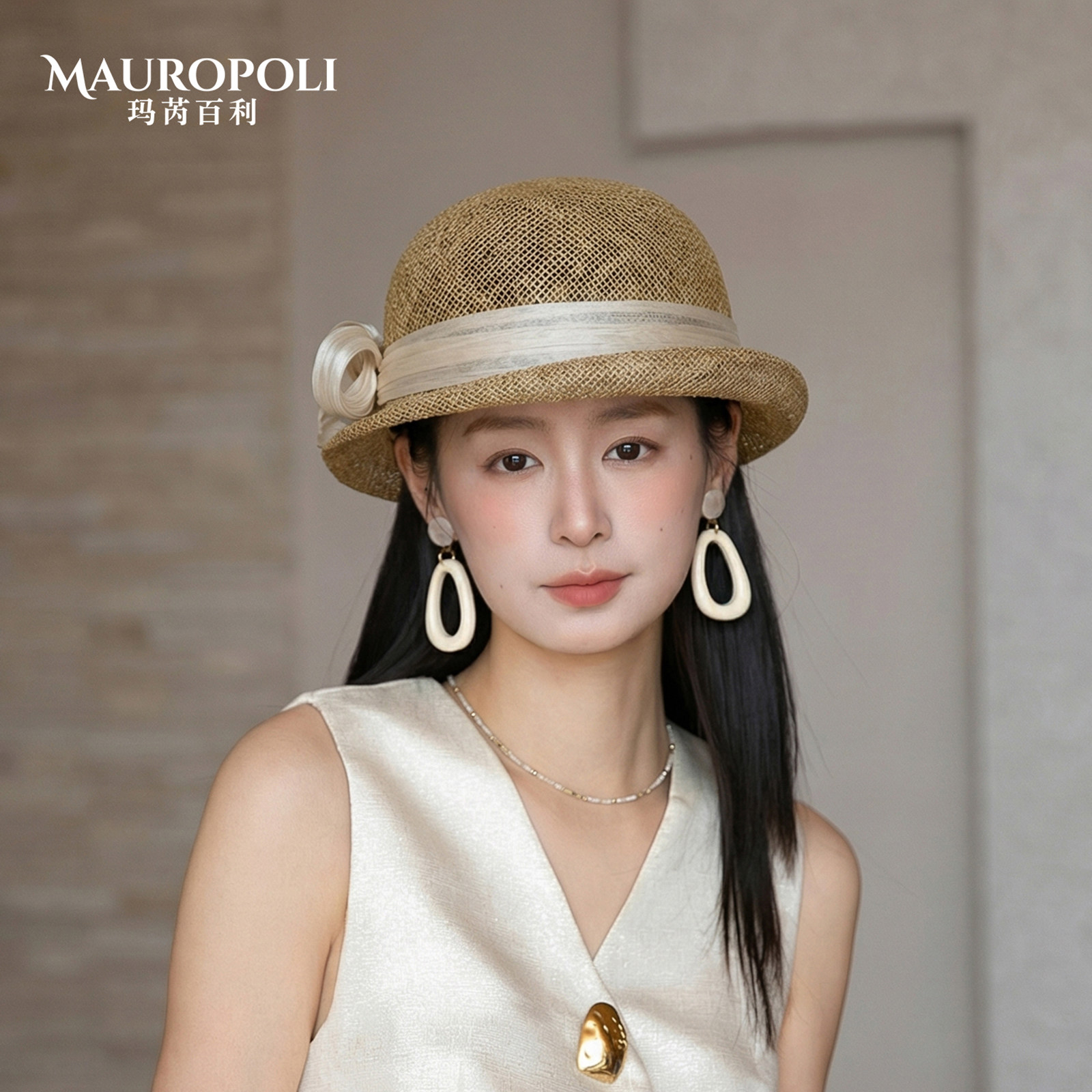 圆顶草帽卷边女款法式赫本风高级感女士轻奢防晒遮阳2026新款帽子
