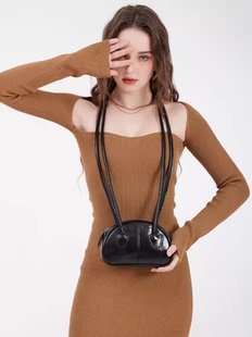 Paloma Wool包24款Martita复古真皮半圆拉链斜挎单肩包