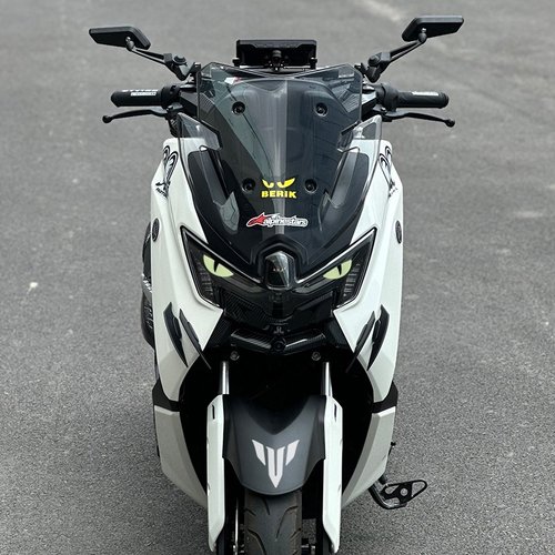 NMAX155车头定风翼改装眼睛贴纸