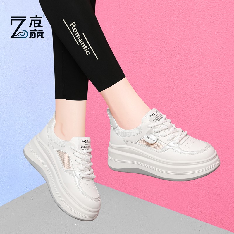 莆田纯原女款2025年春季新款厚底增高板鞋轻便网面运动鞋百搭透气