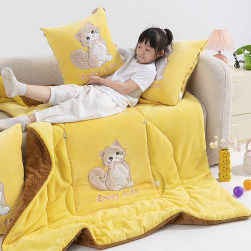 加厚保暖款长毛绒可折叠抱枕被子