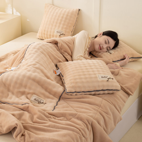 A类加厚款纯色牛奶绒两用抱枕被