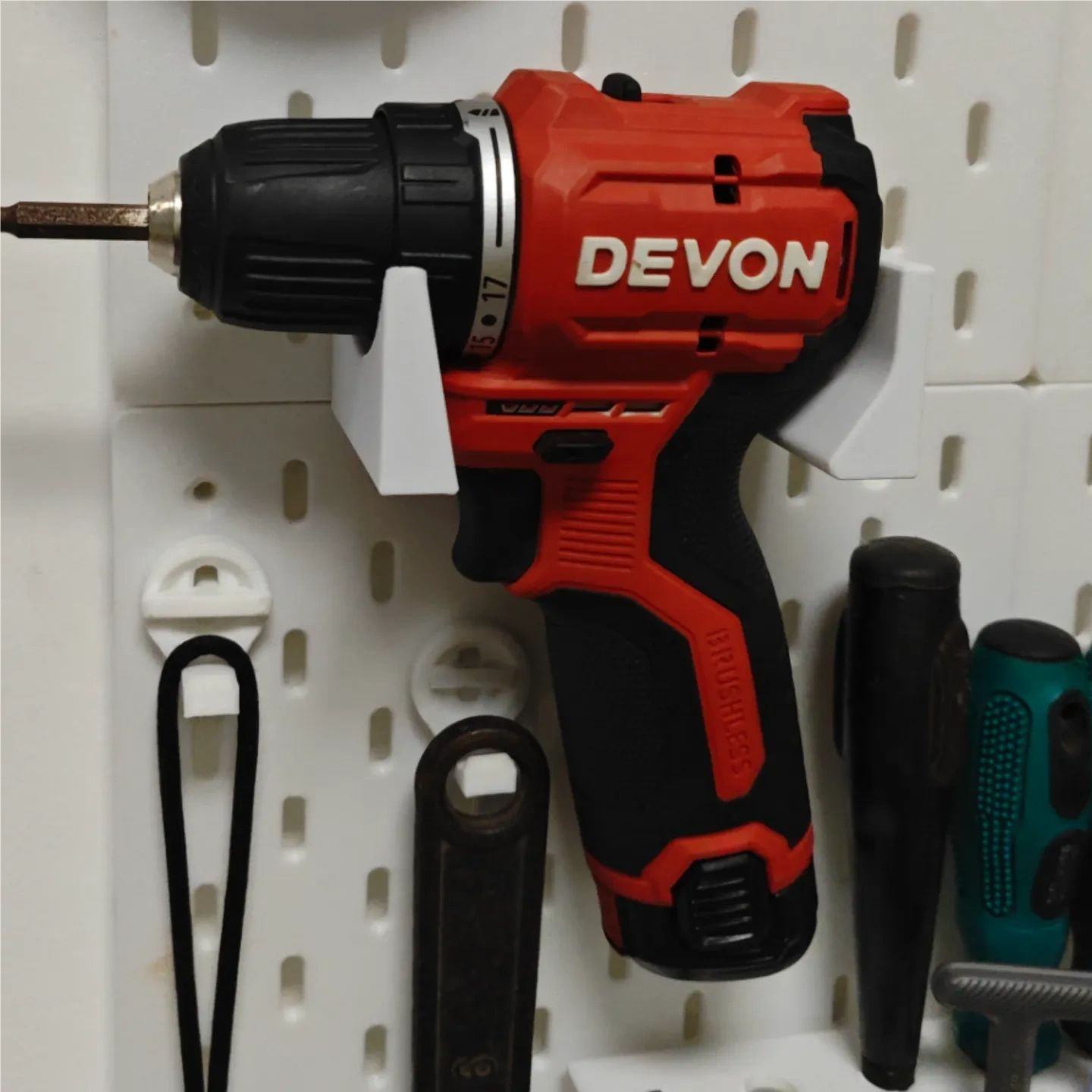 大有5208手电钻通用支架适用宜家SKADIS洞洞板配件 可改方孔圆孔