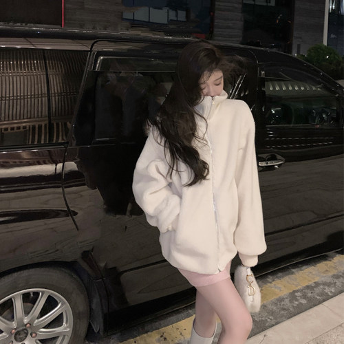 韩雨嘉设计感双面穿棉服外套