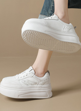 厚底小白鞋女2026春季新款百搭超火松糕鞋小个子增高轻便休闲板鞋