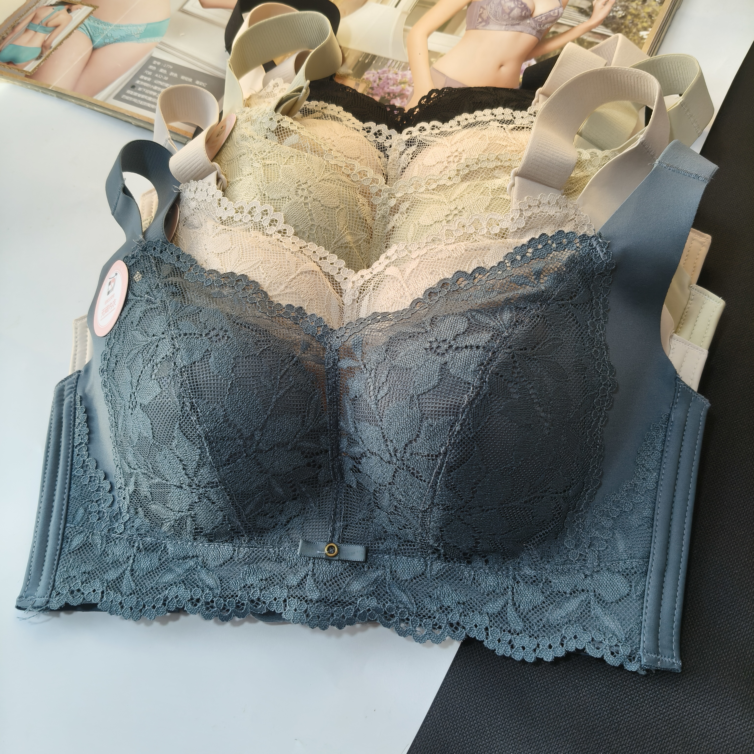 专柜同款 大肩带C大胸大码 薄款收副乳无钢圈聚拢调整型文胸内衣